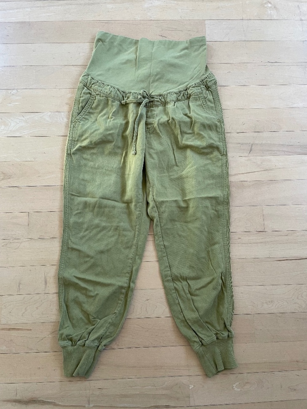Gap maternity pants size medium